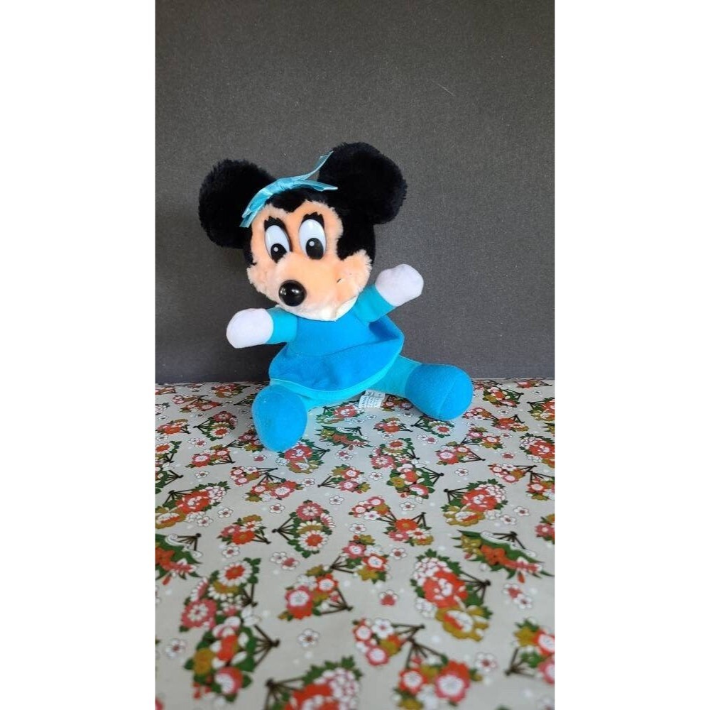 Minnie Mouse Stuffed Animal